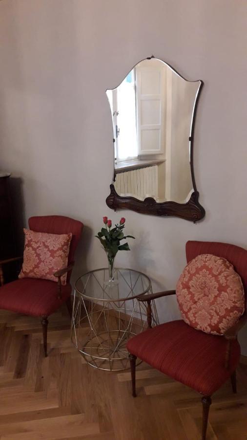Serenella Apartment Lucca Luaran gambar